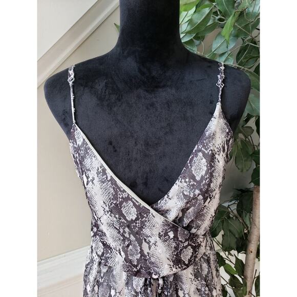 Altar'd State Knee Length Dress Women Medium Multi Snake Print Adjustable V Neck - Picture 10 of 12